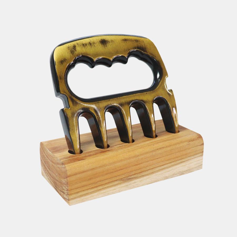 Garra de Urso Ouro Envelhecido com Base em Madeira