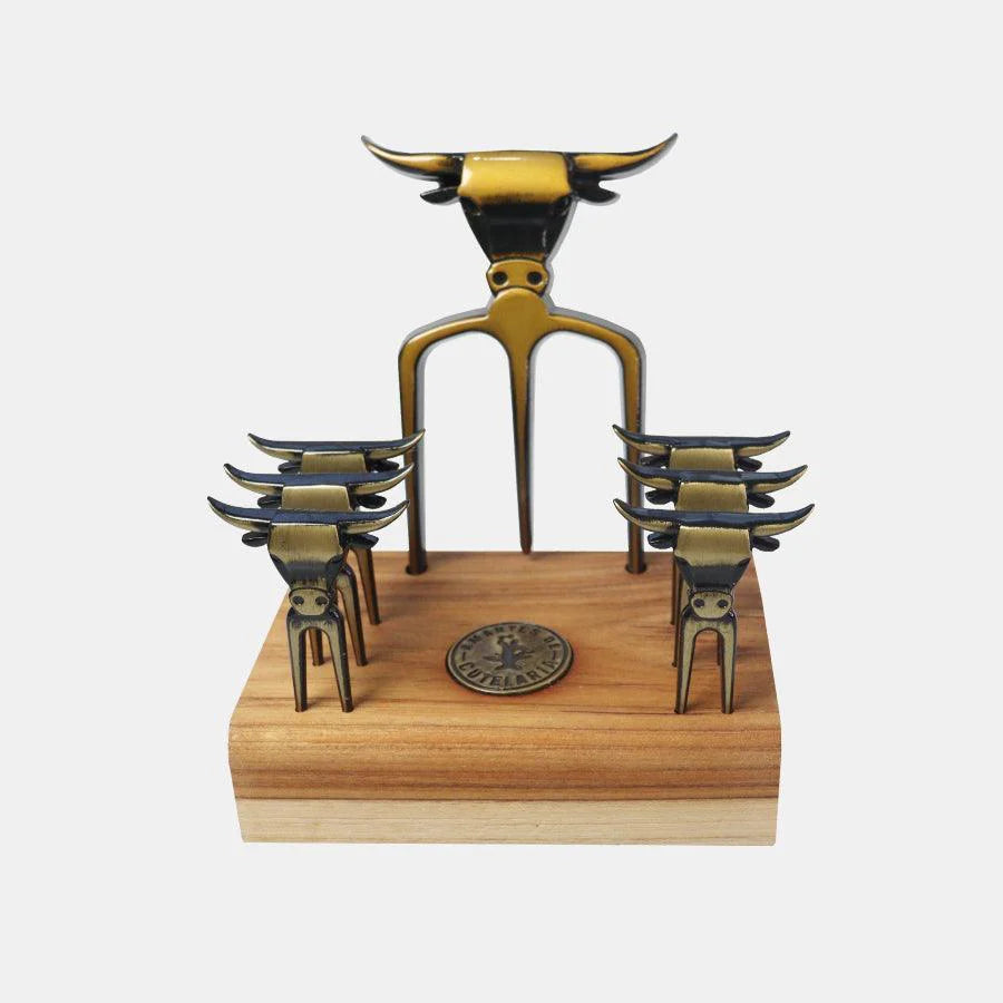 Kit Petisqueiro Bull Ouro Envelhecido com Base em Madeira